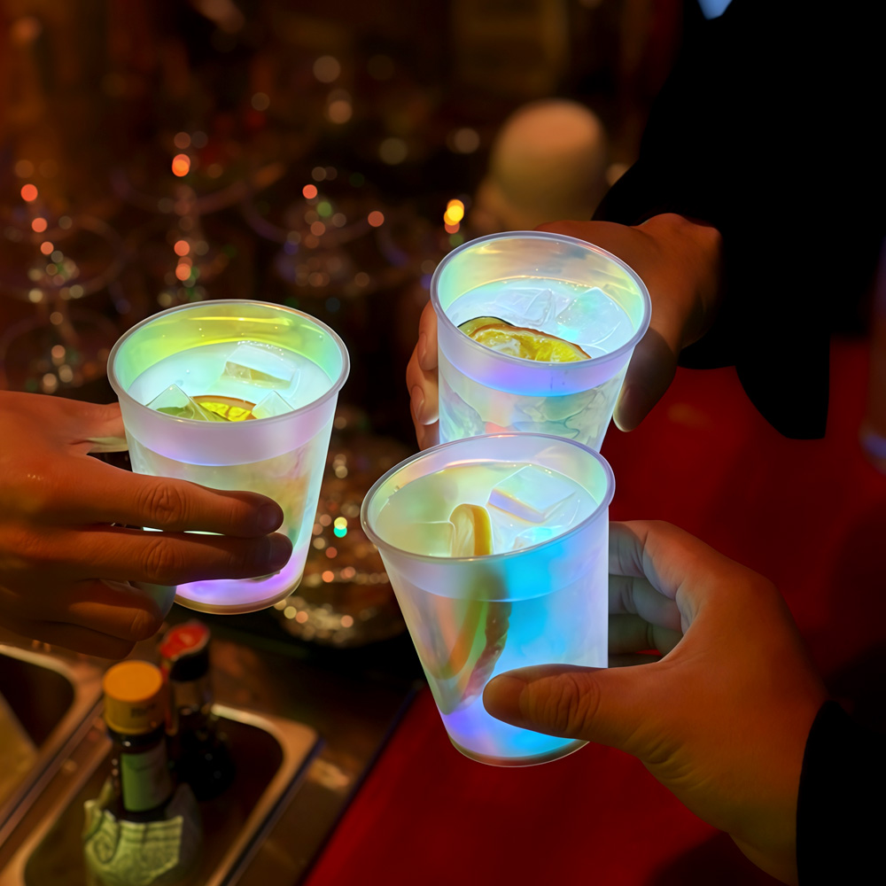 10 шт. светодиодные чашки, све – обзор и цена Glow In The Dark Party Glasses